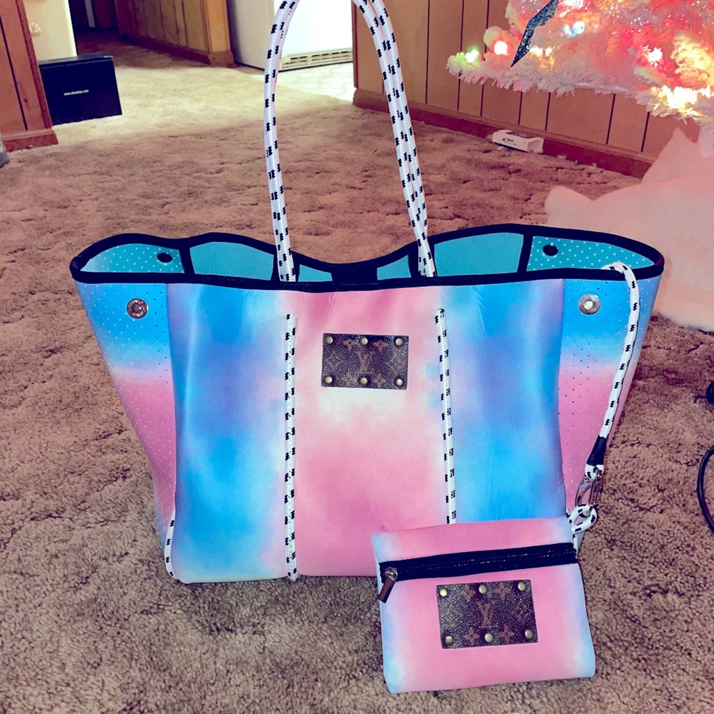 Neoprene tie dye bag with smaller cosmetic bag